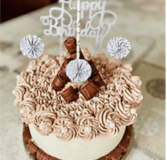 Layer cake Gâteau aniversaire